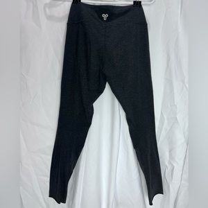 TNA leggings, charcoal grey size Medium